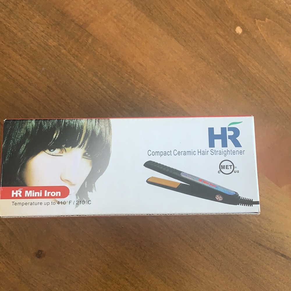 HR Compact Ceramic Hair Straightener